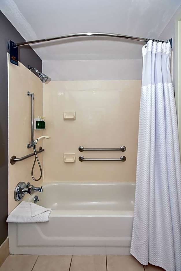 Courtyard by Marriott Charlotte Matthews