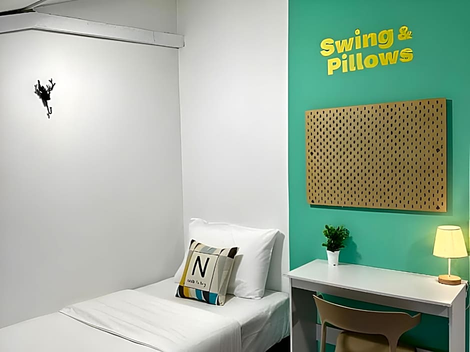 Swing & Pillows @ Beach Street