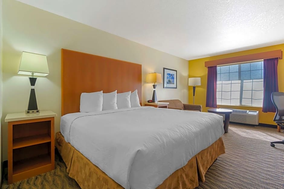 Best Western Plus Park Place Inn & Suites