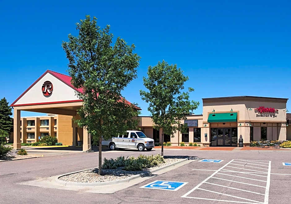 Ramkota Hotel Watertown