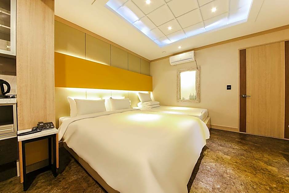 Hotel TopsVille (Korea Quality)