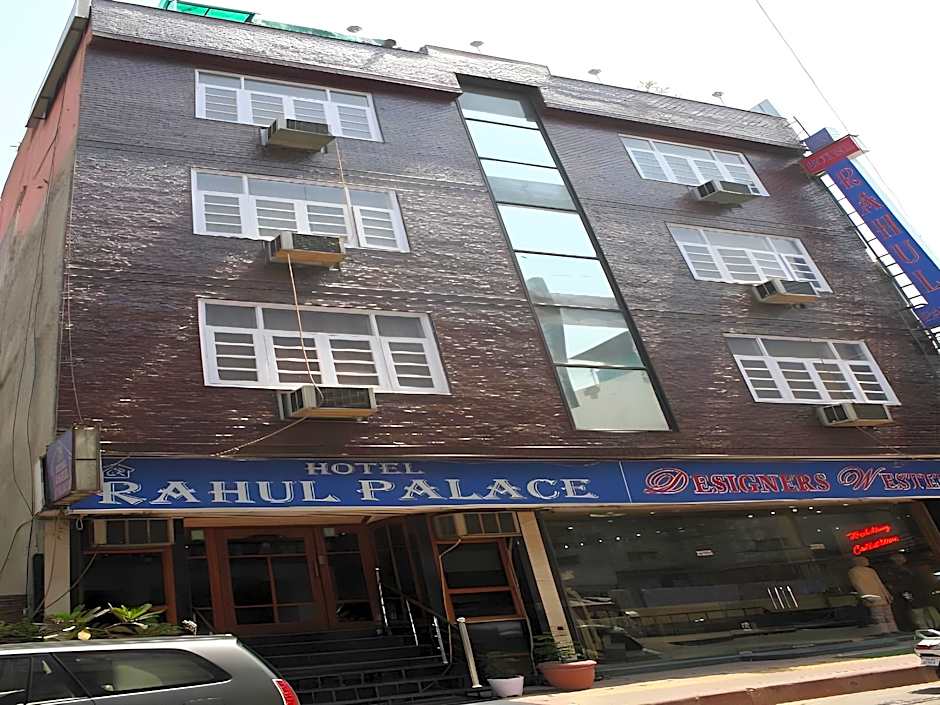 Hotel Rahul Palace