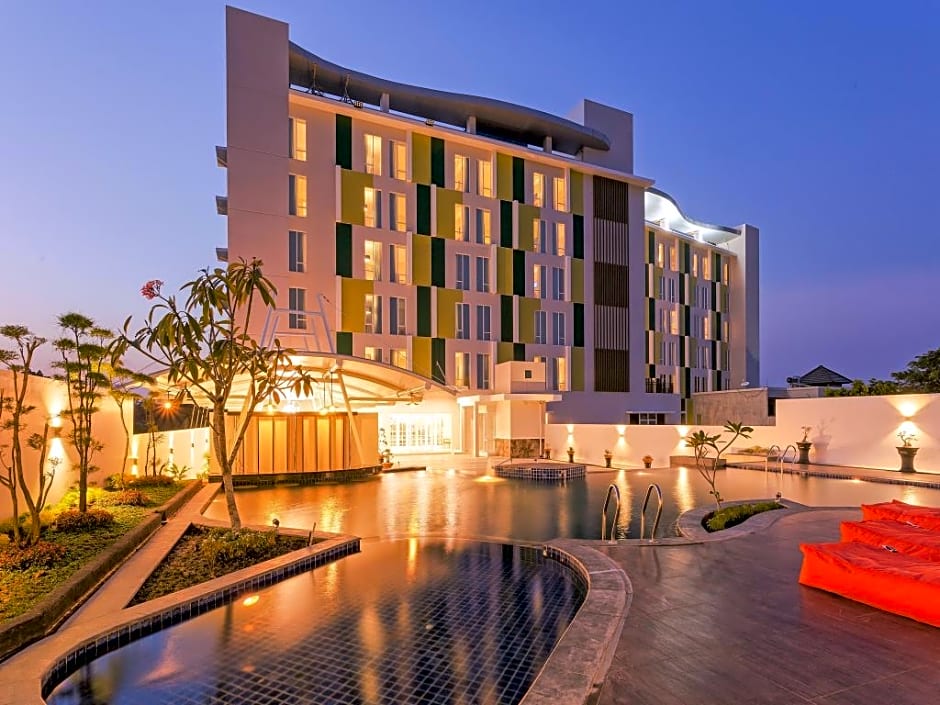 FOX Harris Pangkal Pinang Bangka