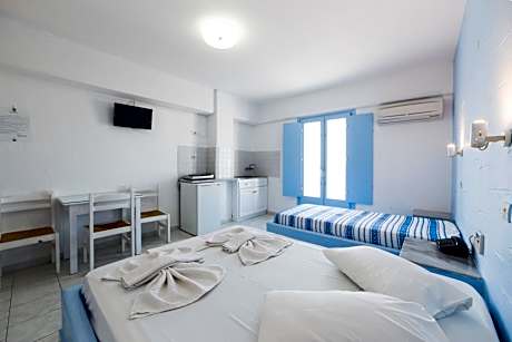 Studio with Sea View