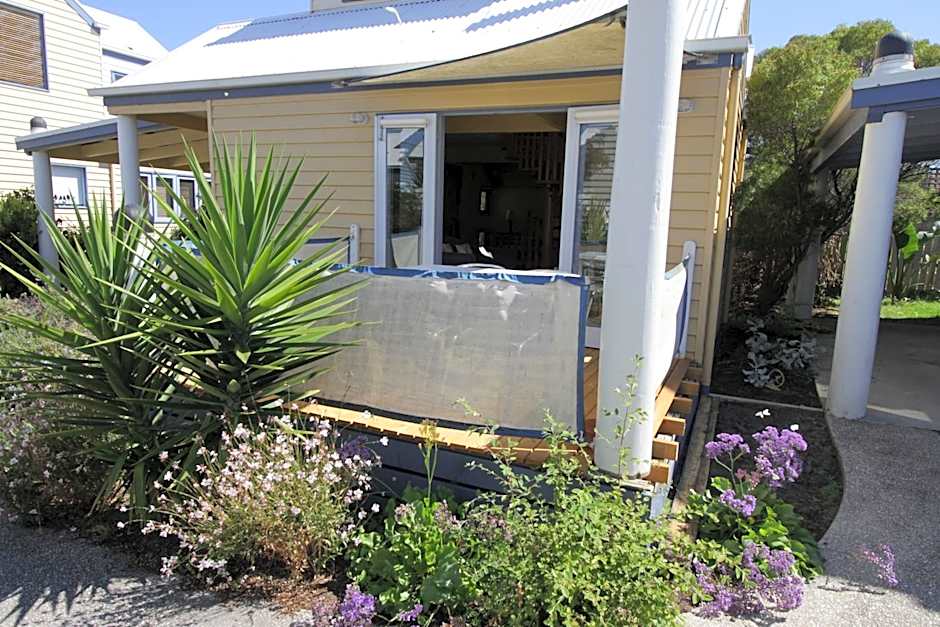 Rayville Boat Houses