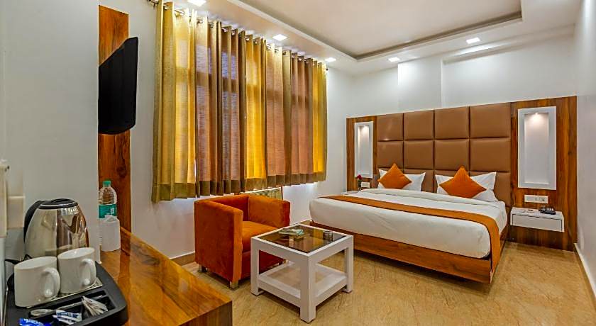 Hotel Rahul Palace