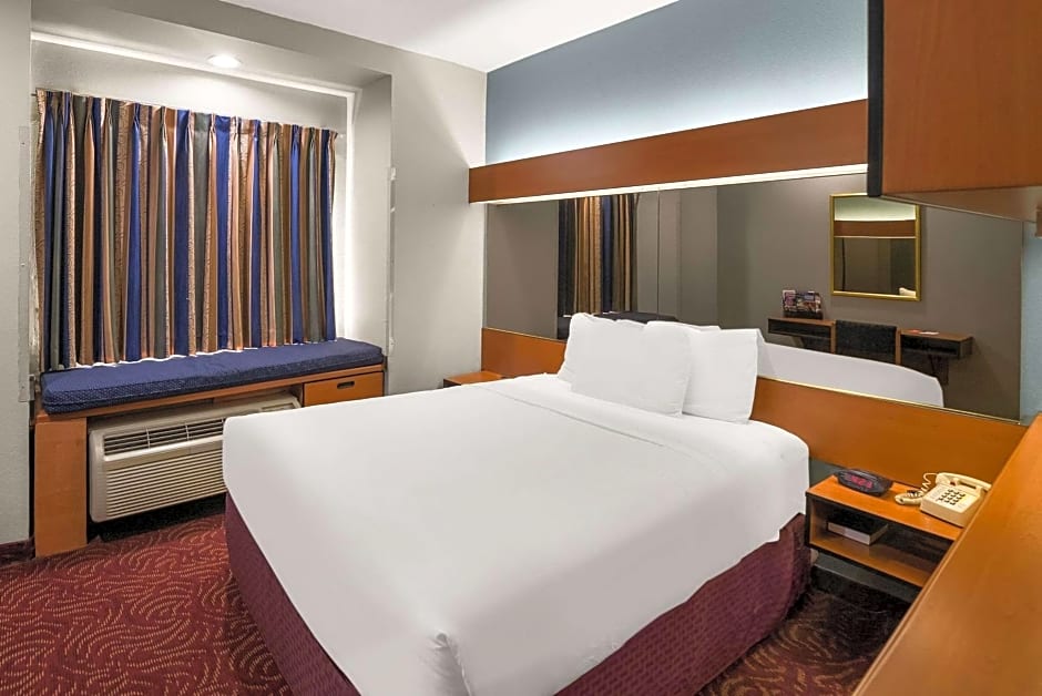 Econo Lodge Inn & Suites Mesquite - Dallas East