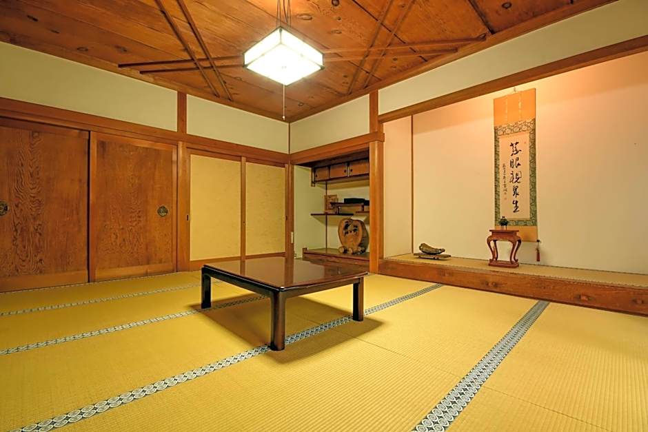 高野山 宿坊 大明王院 -Koyasan Shukubo Daimyououin-