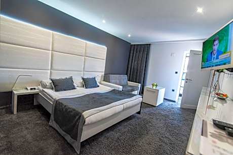 Hotel Cool Zagreb Airport
