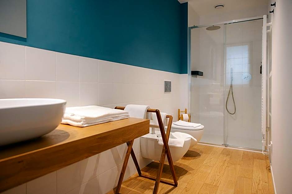 Stilla Rooms & Contemporary Cuisine