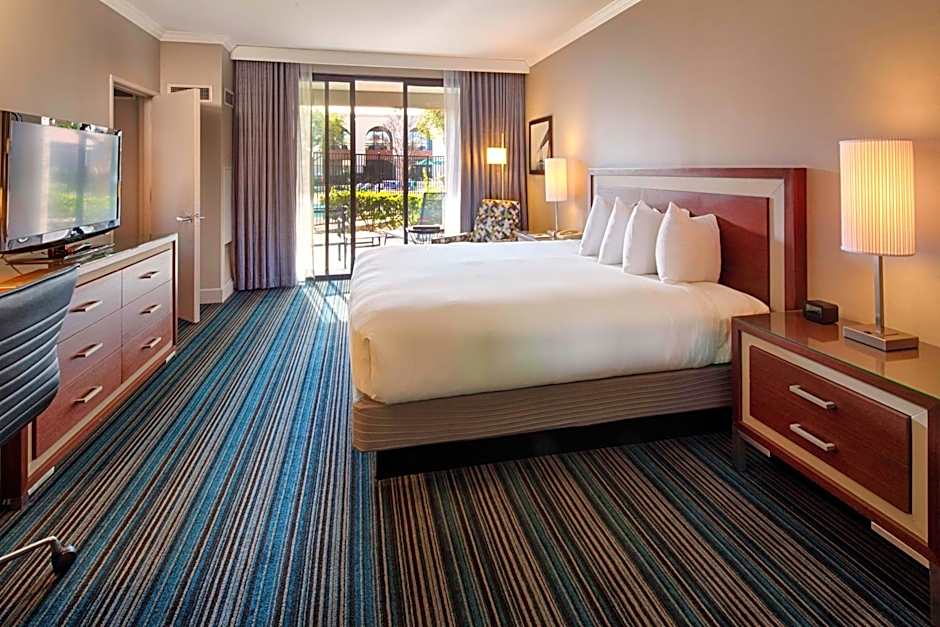 DoubleTree By Hilton Newark - Fremont