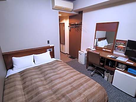Comfort Double Room with Small Double Bed - Non Smoking - No Daily Cleaning