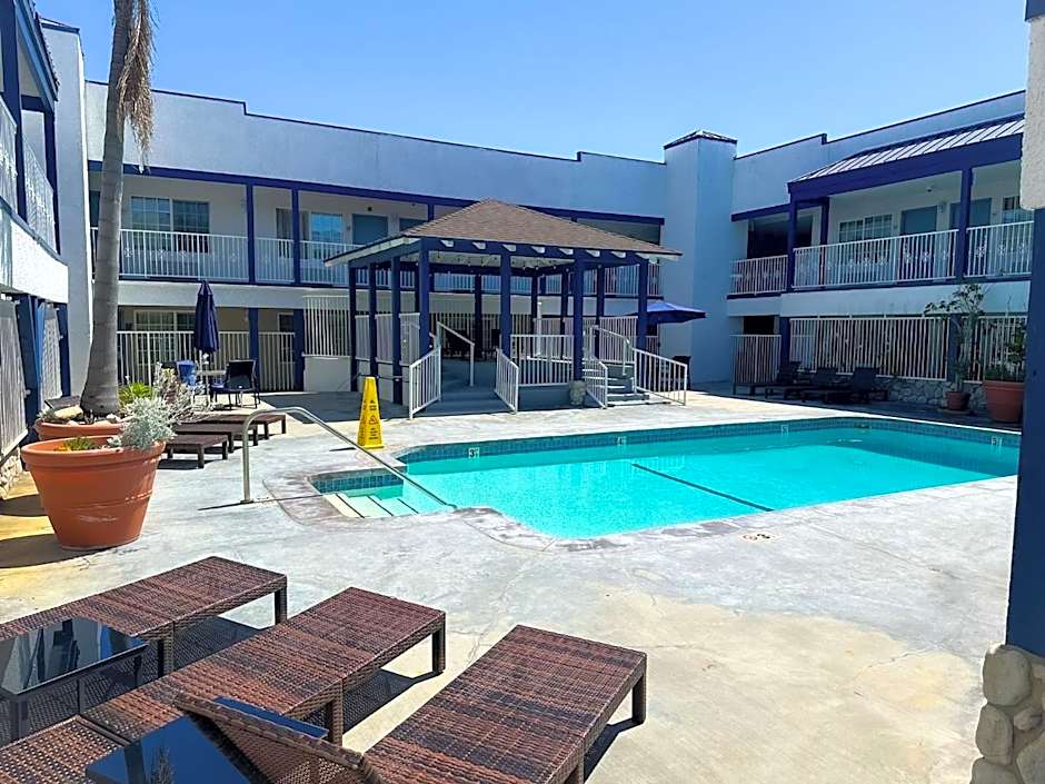 Wave Hotel Manhattan Beach