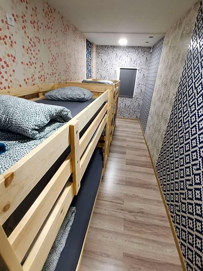 Tiki Taka Hostel & Pub