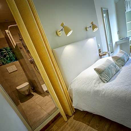 Triple Room with Shower