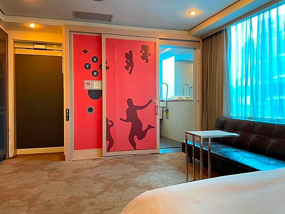 Yomi Hotel - ShuangLian MRT