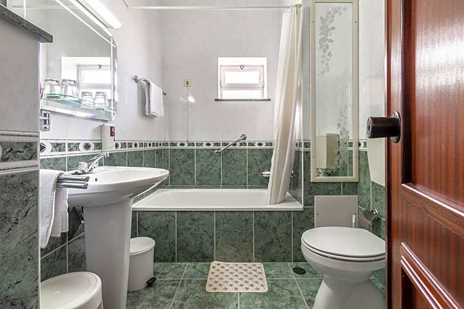 Hotel Colmeia