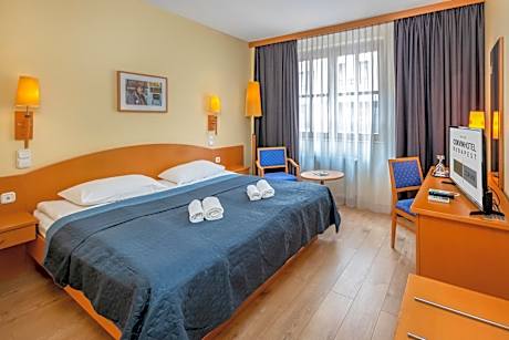 Corvin Hotel Budapest Sissi Wing
