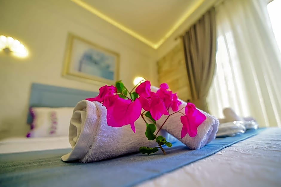 Alacati Asmali Konak Hotel