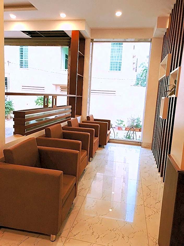 LUCKY STAR HOTEL