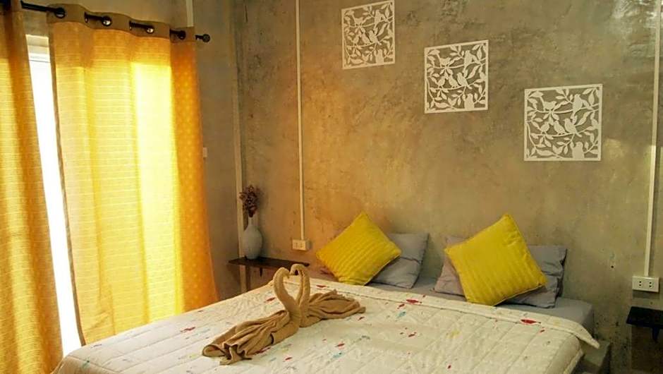 Maesai Holic Lodge