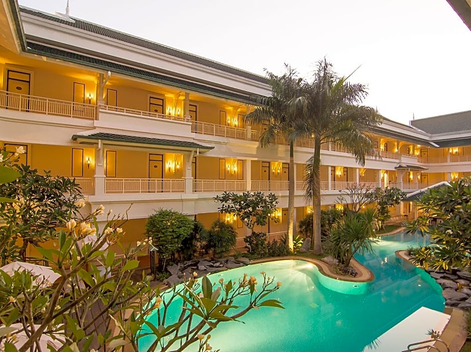 Kalanan Riverside Resort