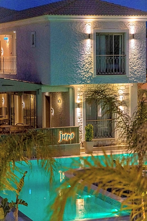 June Alaçatı Adult Only