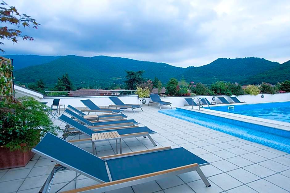 Regal Hotel & Residence