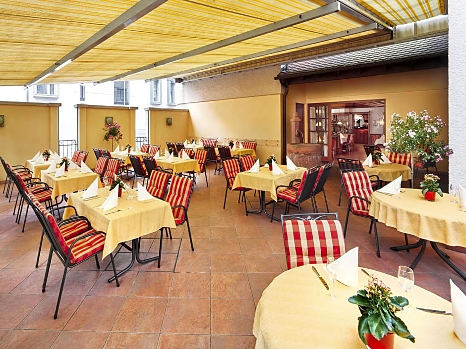 Hirsch Hotel