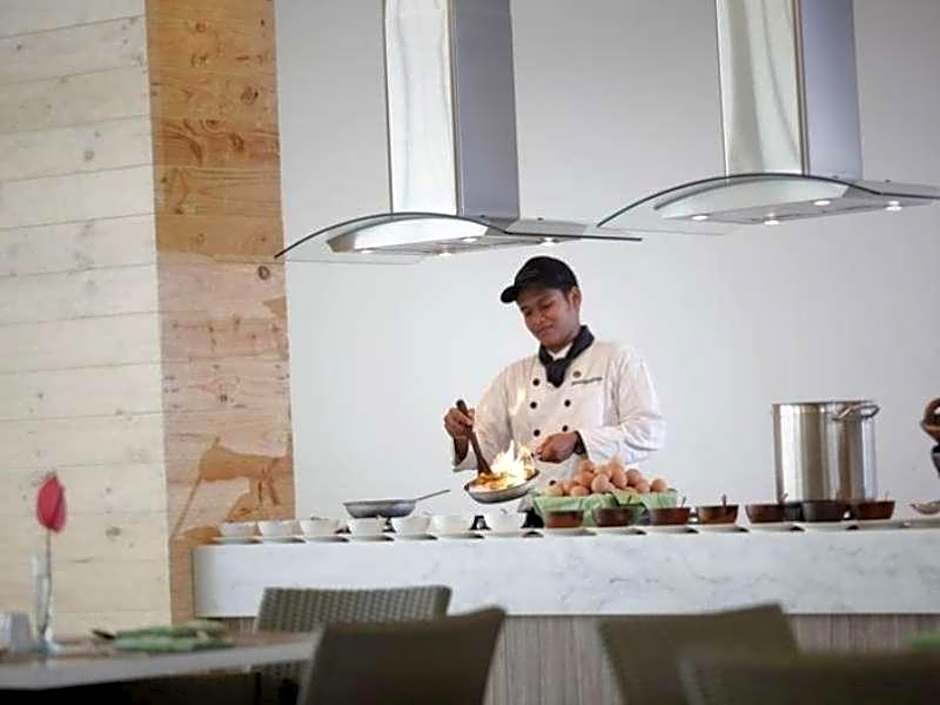 Hotel Santika Cikarang