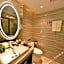 Xi'an Hotel (Guangzhou tinahe Tiyu West Road Subway Station Zhujiang New town)