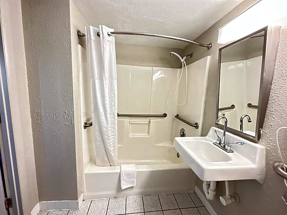 Inn at Lebanon - Hershey & Manheim area