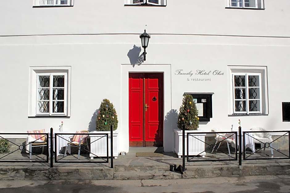 Family Hotel Okoř