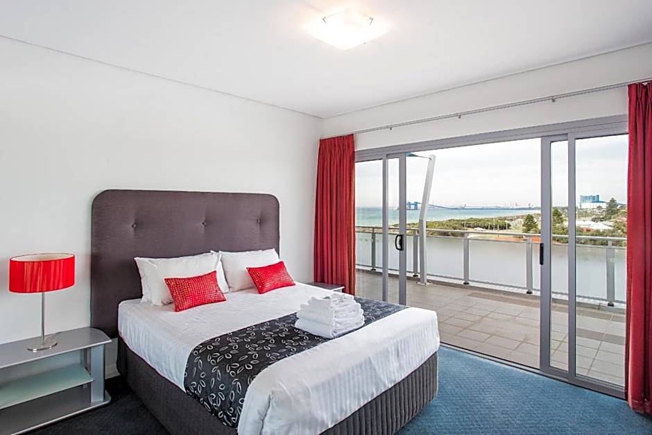 Spinnakers by Rockingham Apartments