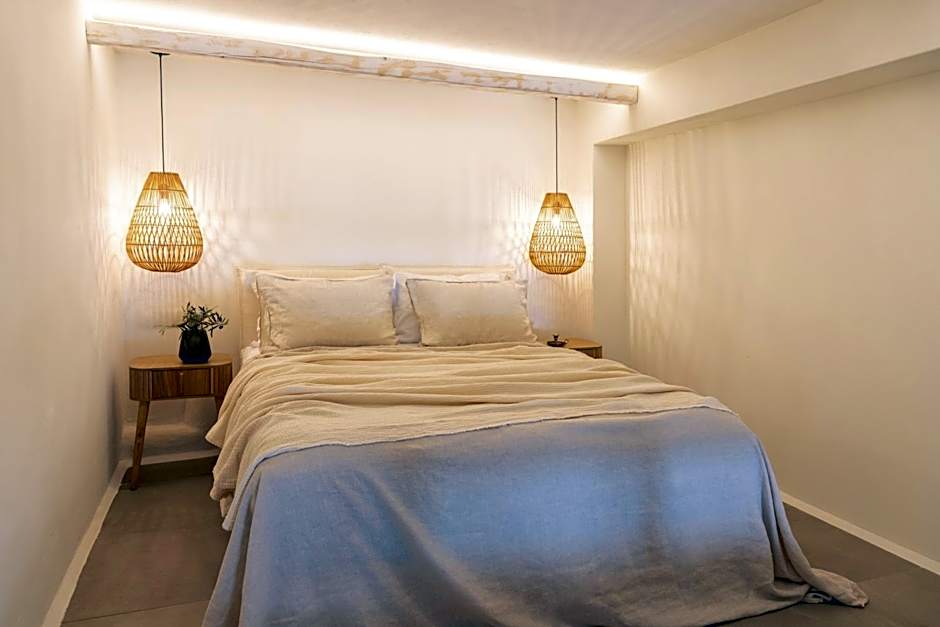 Frescoes Luxury Suites By KB Hospitality
