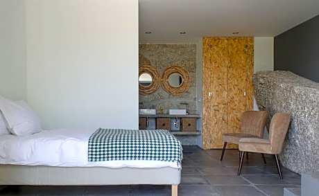 Double or Twin Room with Garden View