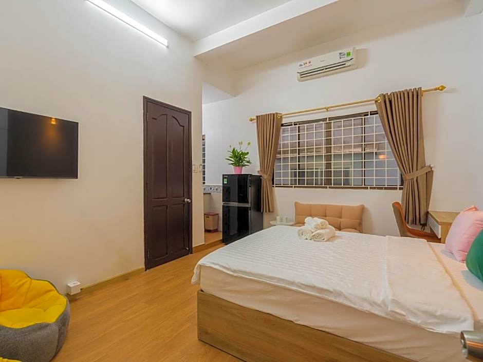 Kansas Hotel & Apartment Notre Dame – Ho Chi Minh City, LA