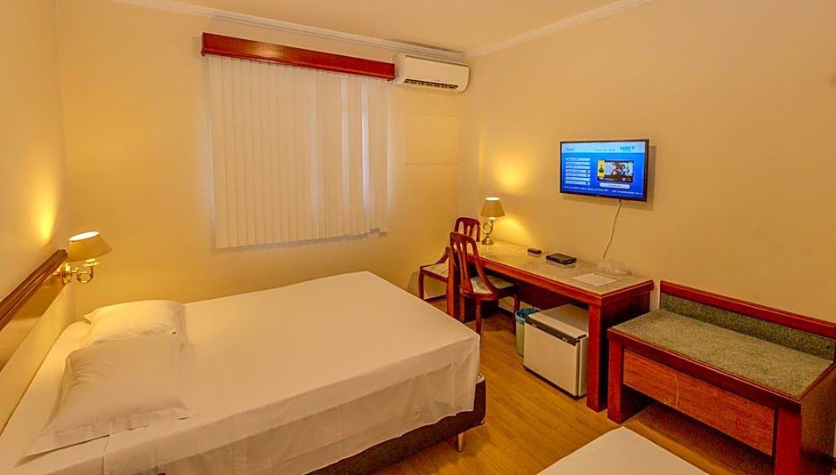 Lizon Curitiba Hotel