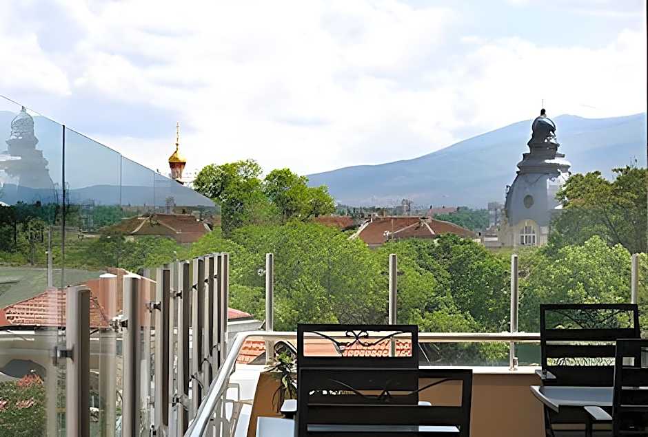 Arena Di Serdica Hotel