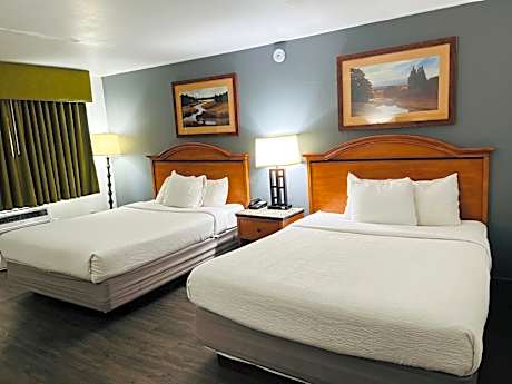 King Room with Sofa Bed - Non-Smoking