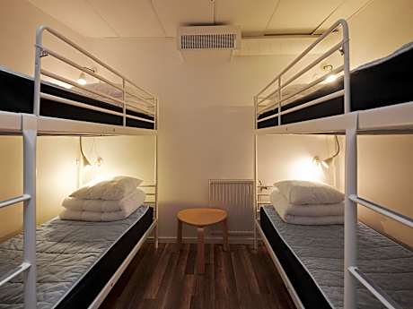 Bed in 4-Bed Dormitory Room