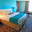 Howard Johnson by Wyndham Lubbock TX