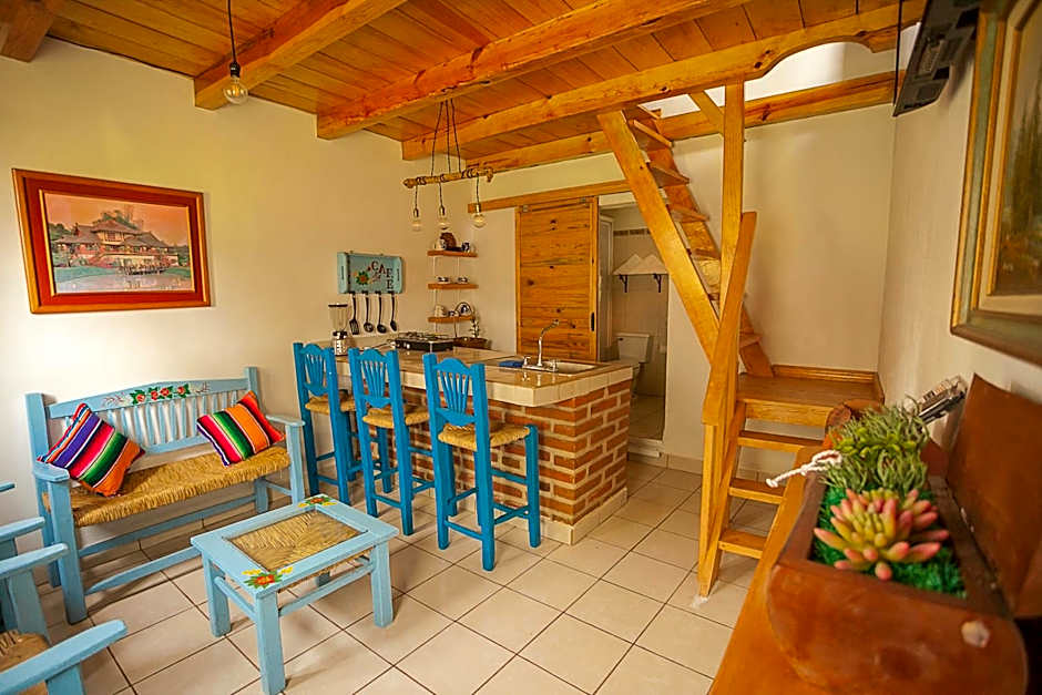 Htl & Villas Las Glorias Mazamitla, céntricas, parking, jardín