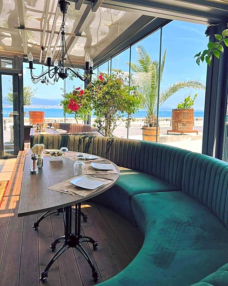 Paradiso Dreams Hotel