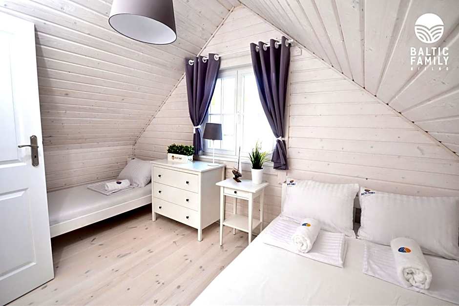 Domki BALTIC FAMILY basen kidsclub rowery