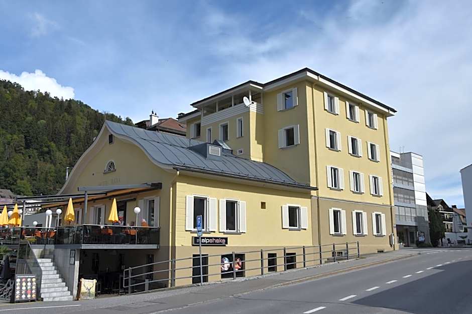 Hotel Rätia