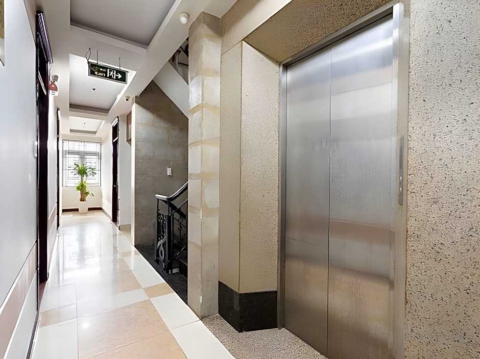 Cactusland Hotel Tan Binh