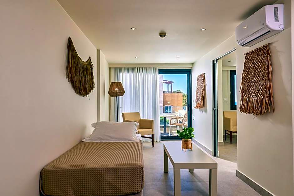 Mila Sissi Bay Hotel