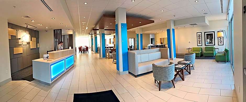 Holiday Inn Express & Suites Sterling By IHG