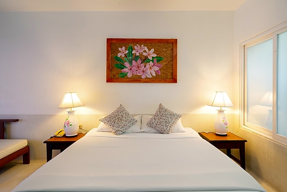 EAST SEA PARADISE HOTEL